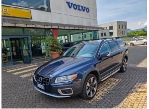 VOLVO XC70 D4 AWD MOMENTUM 2400 CC 163CV VOLVO XC70 D4 AWD MOMENTUM 2400 CC 163CV